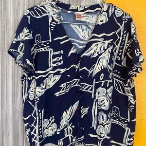 Vintage Hilo Hattie’s top